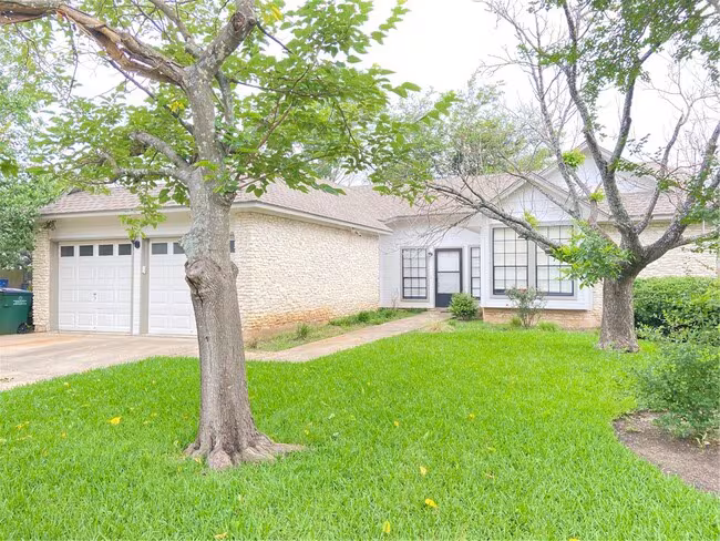9010 Bridgewood Trail Austin, TX 78729 photo 3