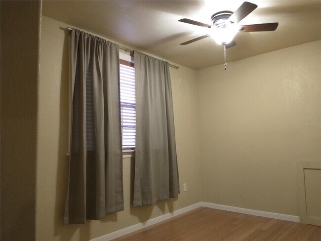 16219 Oxbow Trl Buda, TX 78610 photo 5