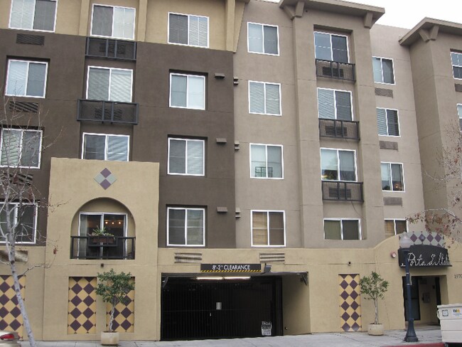 1970 Columbia St San Diego, CA 92101 photo 3
