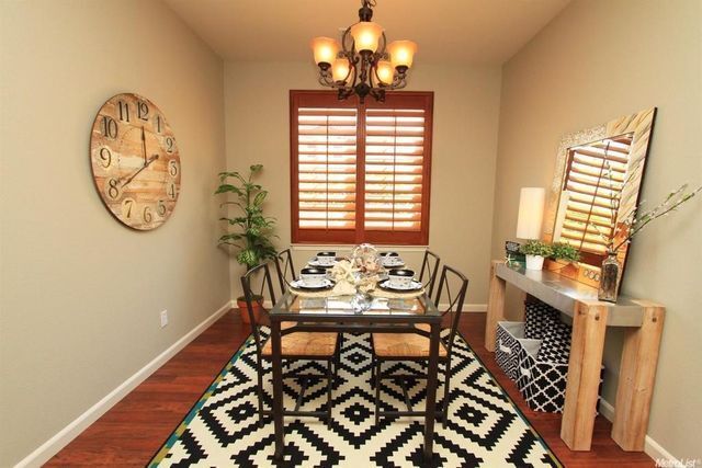 Beautiful 5 Bedroom, 3 Bath Mountain House Home photo 5