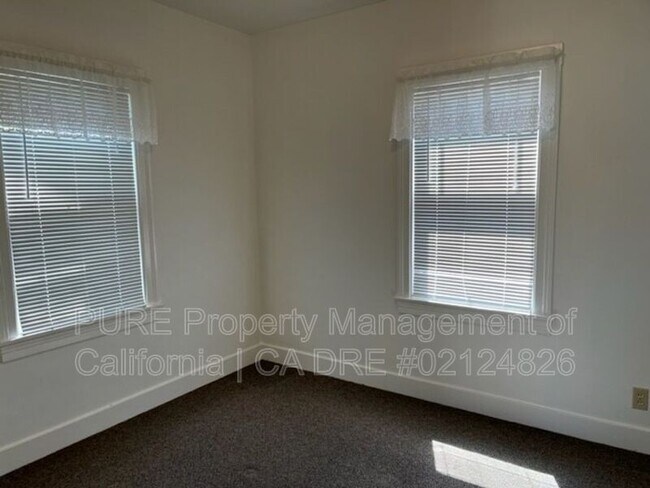 617 Walnut St Petaluma, CA 94952 photo 5