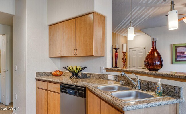 2400 N Bullard Ave Goodyear, AZ 85395 photo 4
