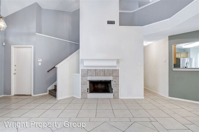 6002 Woodway Pl San Antonio, TX 78249 photo 3