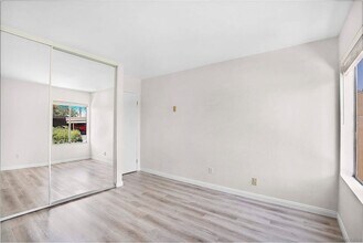 8026 Linda Vista Rd San Diego, CA 92111 photo 3