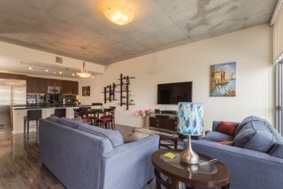 1494 Union St San Diego, CA 92101 photo 3