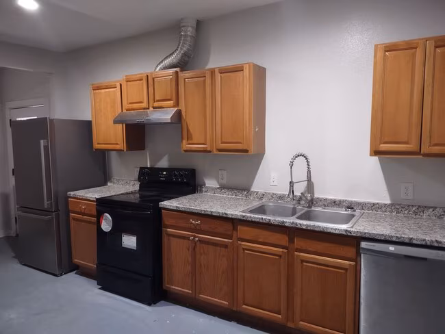 1114 S San Marcos San Antonio, TX 78207 photo 4