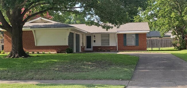 616 Cambridge Dr Richardson, TX 75080 photo 3