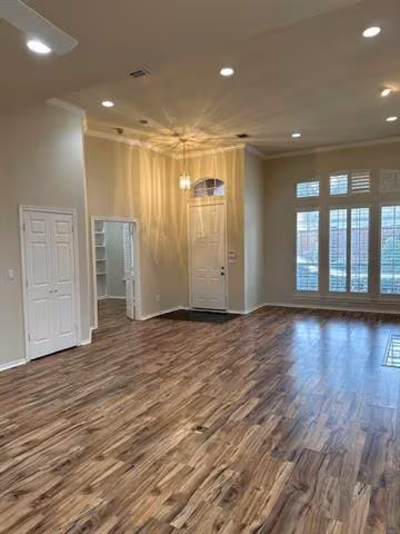 6060 Thursby Ave Dallas, TX 75252 photo 5