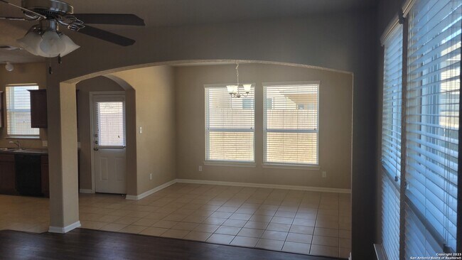 3522 Palmetto Pass San Antonio, TX 78245 photo 5