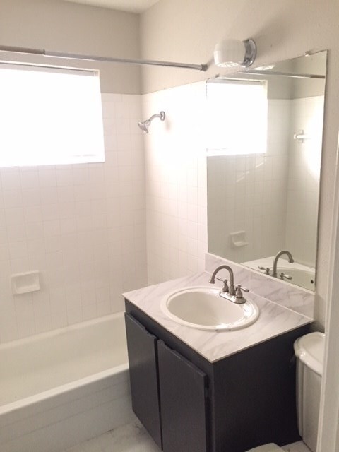 2606 Barbee Street, Houston, TX 77004 photo 4