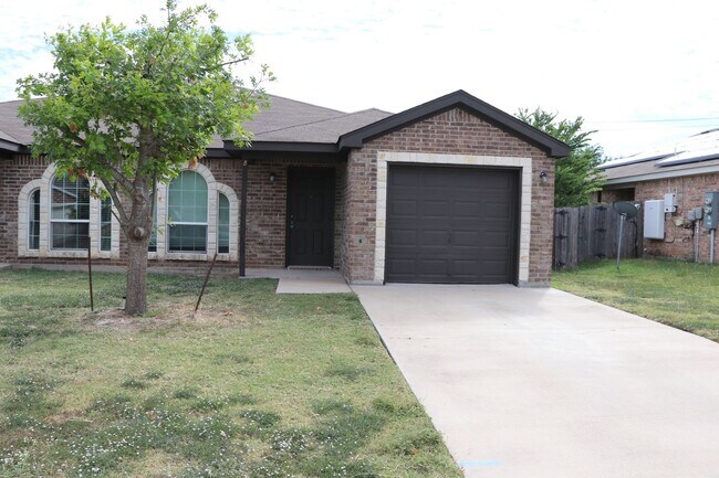 4600 Waterproof Dr Killeen, TX 76549 photo 2