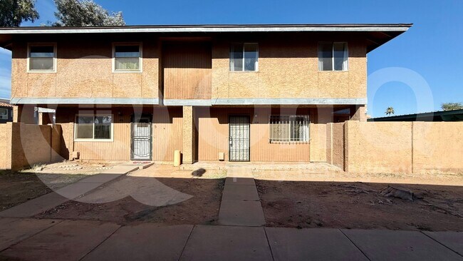 4220 N 69th Ln Phoenix, AZ 85033
