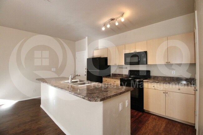 18416 N Cave Creek Rd Phoenix, AZ 85032 photo 4