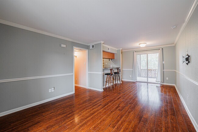 2621 Marilee Lane, Houston, TX 77057 photo 4