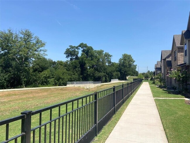 1945 Mcclane Drive, Allen, TX 75013 photo 4