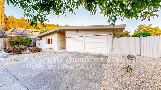 2450 Grosse Ave Santa Rosa, CA 95404 photo 3