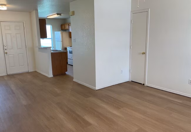 5705 Greengate Dr Killeen, TX 76543 photo 4