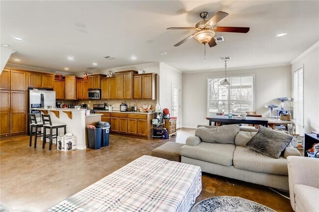 5208 Martin Ave Austin, TX 78751 photo 2