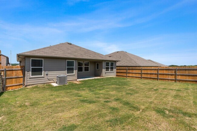 15101 Siberian Elm Ln Austin, TX 78724 photo 5