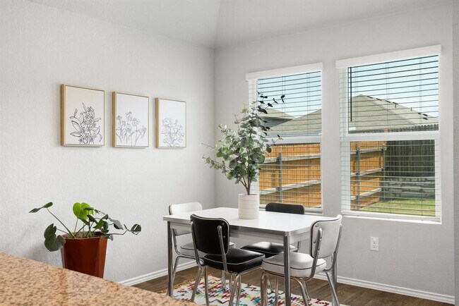 15101 Siberian Elm Ln Austin, TX 78724 photo 4