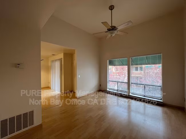 901 Russell Ave Santa Rosa, CA 95403 photo 3