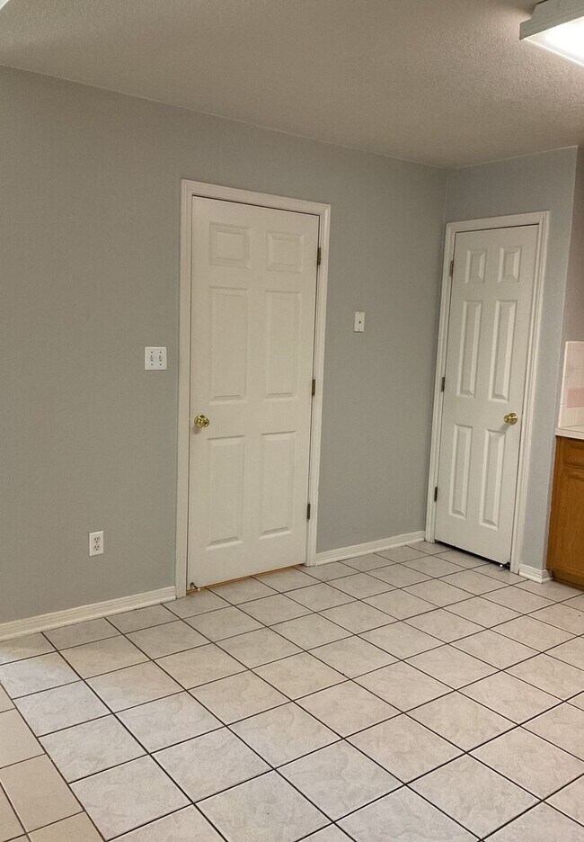 3906 Hitchrock Dr Killeen, TX 76549 photo 4