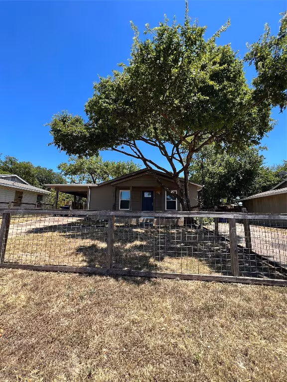 7909 Lazy Ln Austin, TX 78757 photo 5