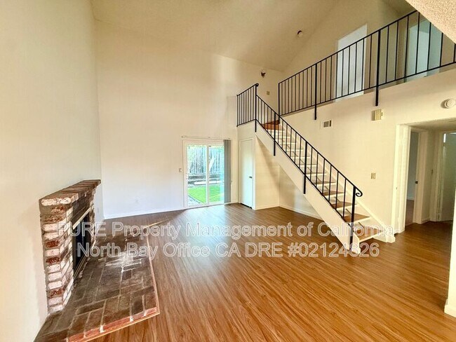 624 Nikki Dr Petaluma, CA 94954 photo 2