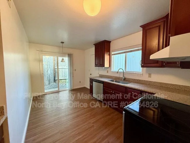 624 Nikki Dr Petaluma, CA 94954 photo 5