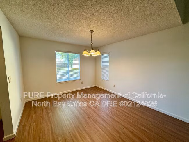 624 Nikki Dr Petaluma, CA 94954 photo 3