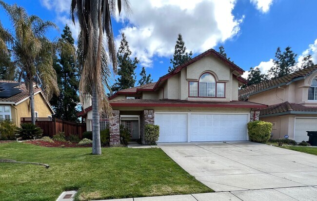 Huge 2 Story 5 Bedroom 3 Car Garage Home with Solar in Antioch