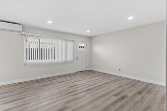 3821 Marlborough Ave San Diego, CA 92105 photo 5