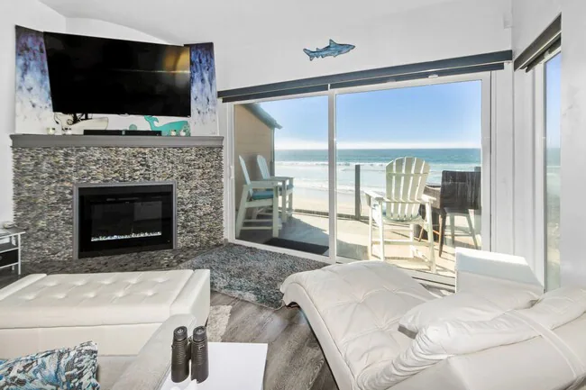 706 Ocean Ln Imperial Beach, CA 91932 photo 2
