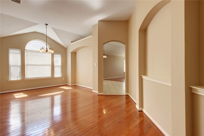 17808 Clare Morris Ln Pflugerville, TX 78660 photo 2