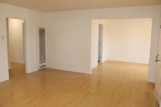 17 Lorraine Ave Pittsburg, CA 94565 photo 3