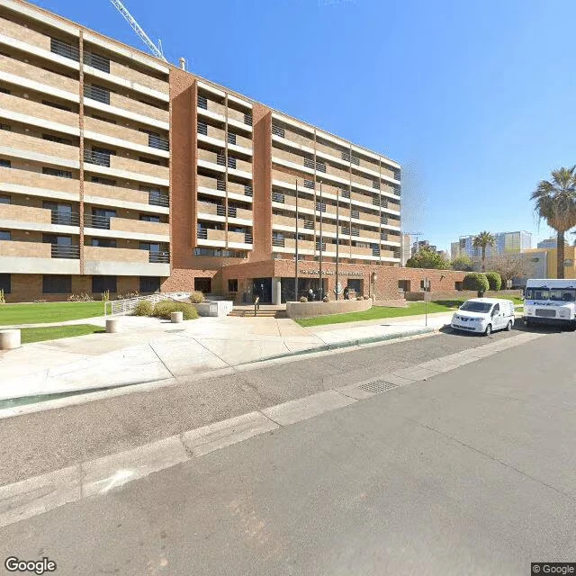 Luxury Condo In The Heart Of Downtown Phoenix – Modern Living With Skyline Views! photo 2