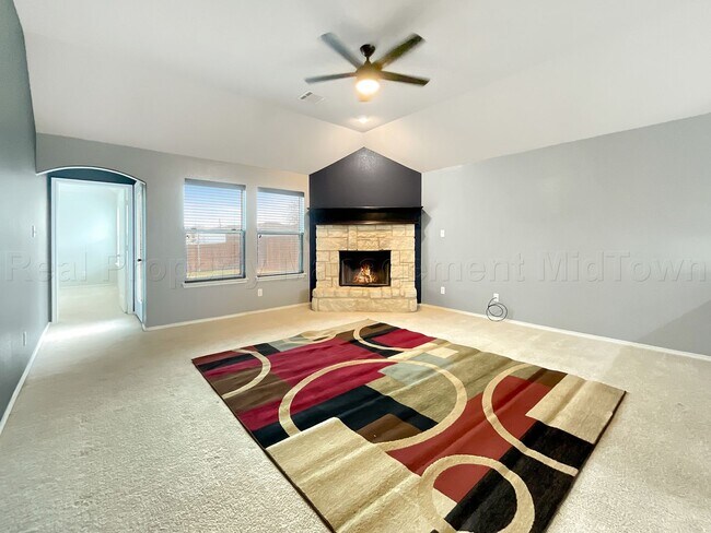 2053 Leonard Ranch Road, Fort Worth, TX 76134 photo 4