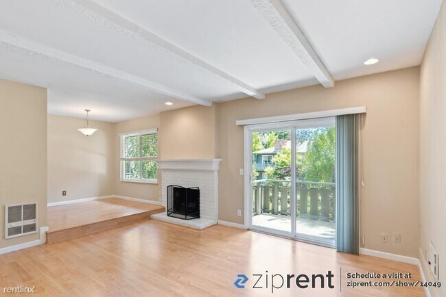 99 E Middlefield Rd Mountain View, CA 94043 photo 3