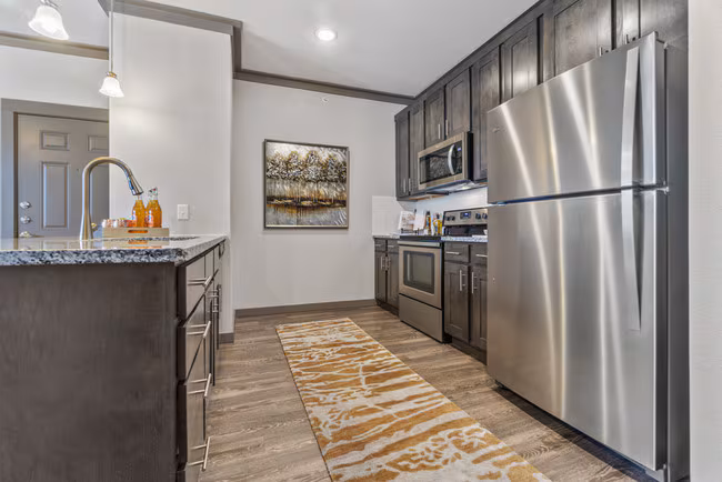 Reata West Apartments photo 5