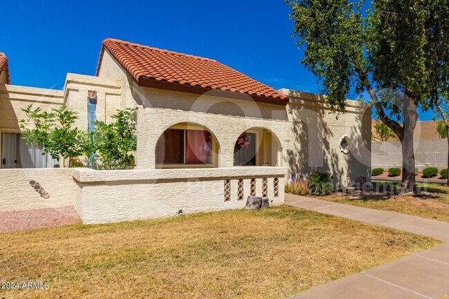 5136 E Evergreen St Mesa, AZ 85205 photo 3