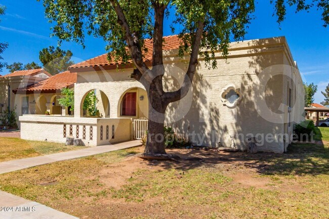 5136 E Evergreen St Mesa, AZ 85205 photo 2