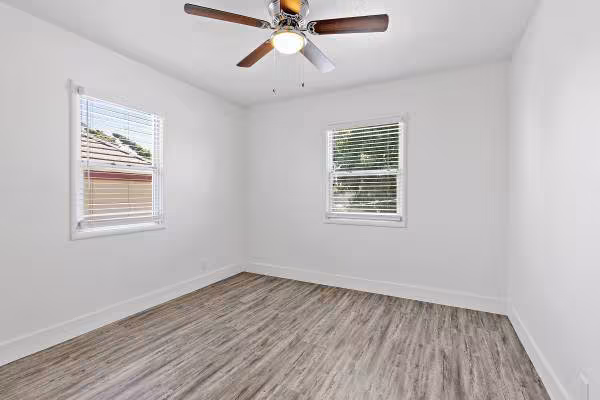 Hesperian Townhomes photo 3