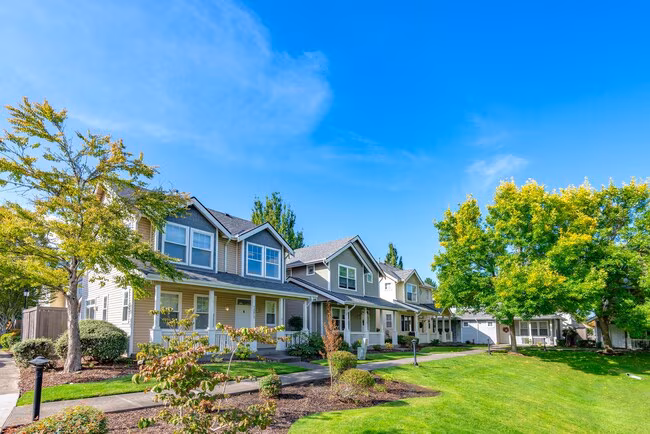 Washington Court Residential photo 3