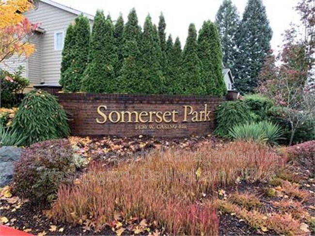 1430 W Casino Rd Everett, WA 98204 photo 2