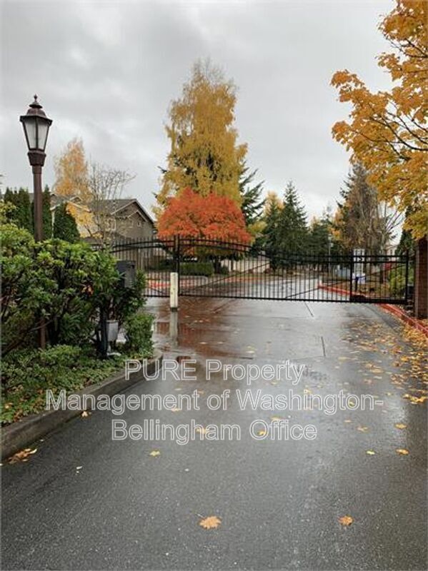 1430 W Casino Rd Everett, WA 98204 photo 4
