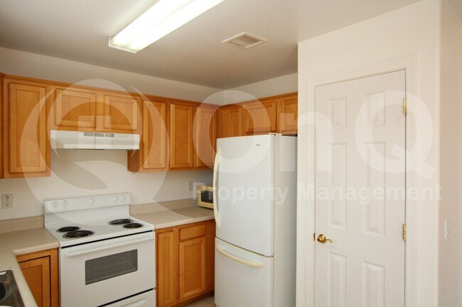 9471 West Troy Drive, Arizona City, AZ 85123 photo 3