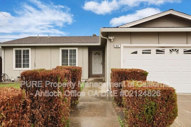 842 Carpetta Circle, Pittsburg, CA 94565 photo 2