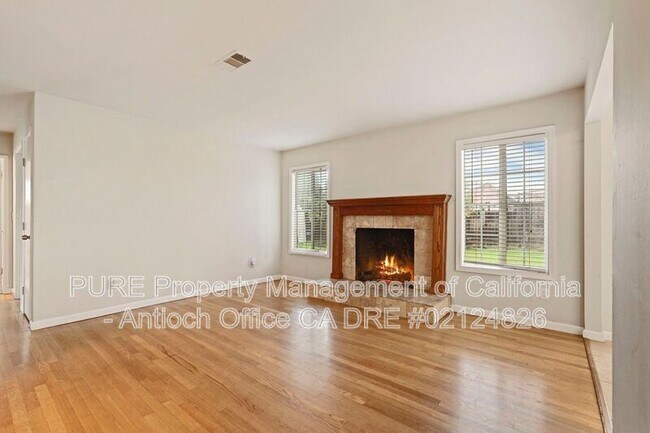 842 Carpetta Circle, Pittsburg, CA 94565 photo 4