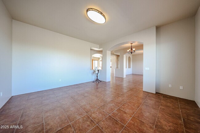15225 W Frontier Dr Surprise, AZ 85387 photo 3