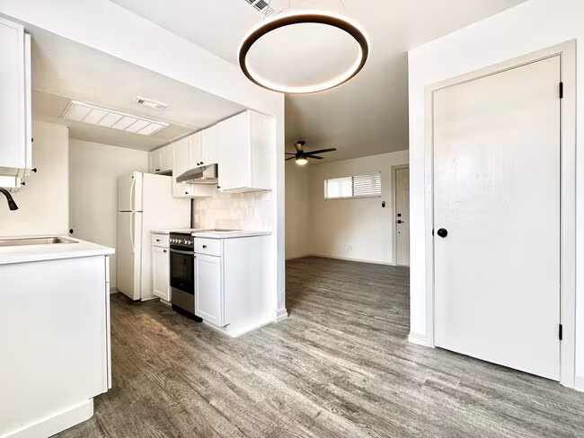 The Campus Edge Apartments photo 2